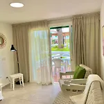 Caserio 47 By Sunhousescanarias