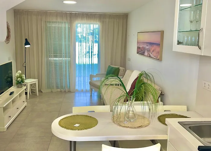 Caserio 47 By Sunhousescanarias