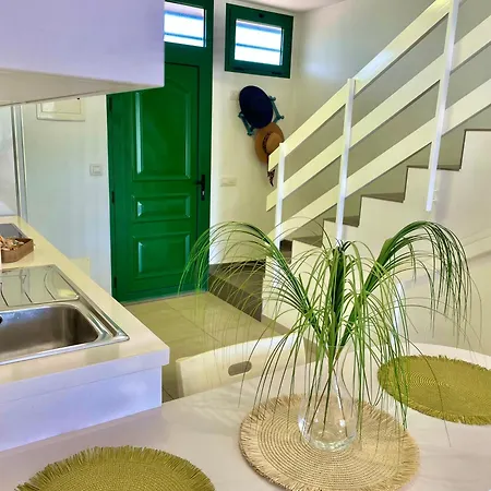 Caserio 47 By Sunhousescanarias *